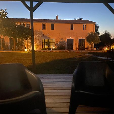 Bed and Breakfast La Chaumeauniere Aigrefeuille-dʼAunis Exterior foto