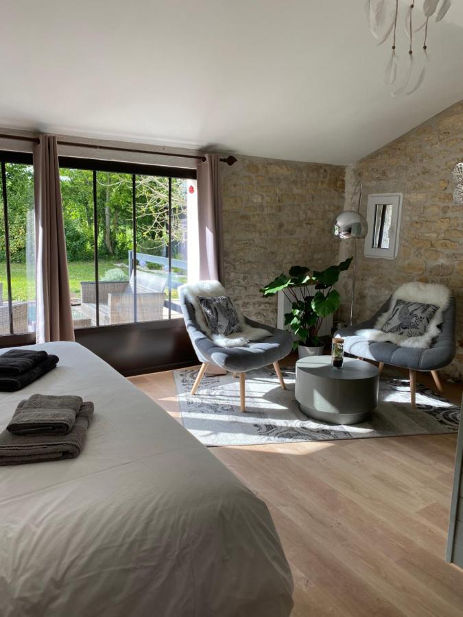 Bed and Breakfast La Chaumeauniere Aigrefeuille-dʼAunis Exterior foto